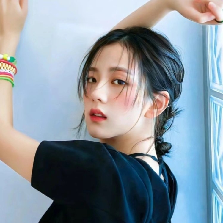 jisoo金智秀绝美神仙图头像 女生喜欢的明星微信头像_14