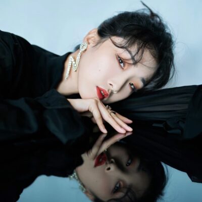 yamy眼睛太小了写真图片，小眼睛明星的代表！