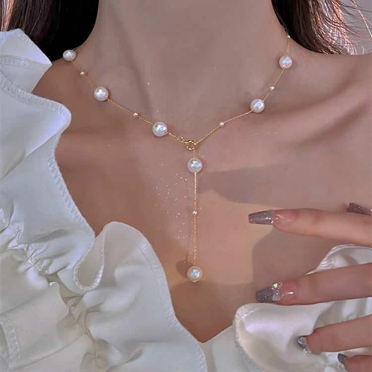 ins氛围感露锁骨女生真实照片微信头像 冷艳个性锁骨控御姐女头_19