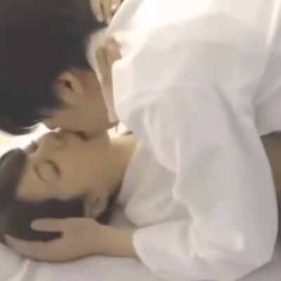 护士和医生热吻片段,你是不是又痒了我来给你治?