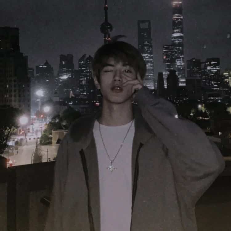 emo伤感高级感男生头像 孤独感拉满的男人微信头像_21