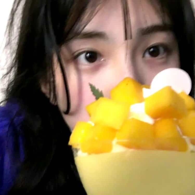 适合秋天的清冷氛围感女生头像 一看就让人心疼的真人森系女头_14