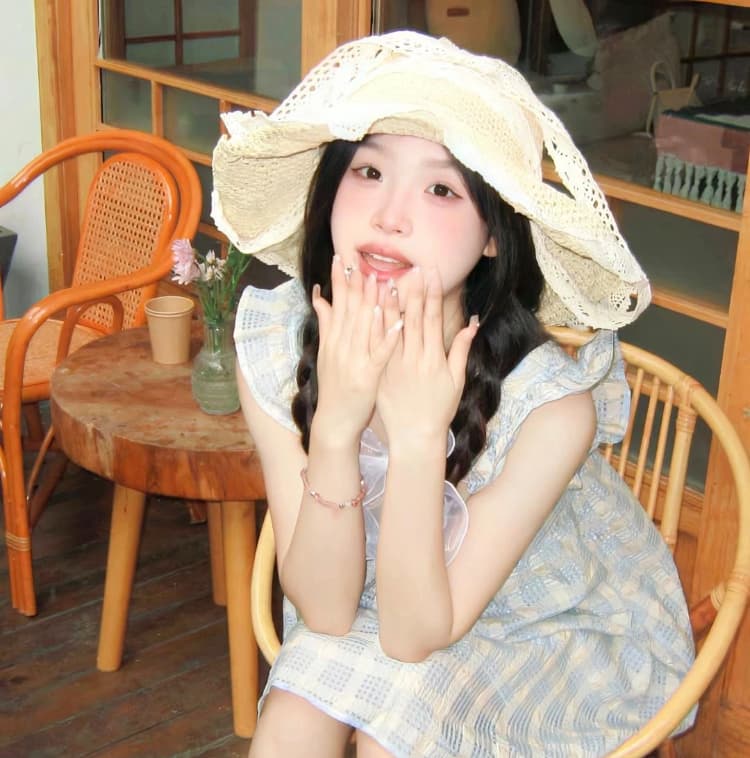 温柔干净且惊艳的头像女，温柔到爆的神仙头像女_5