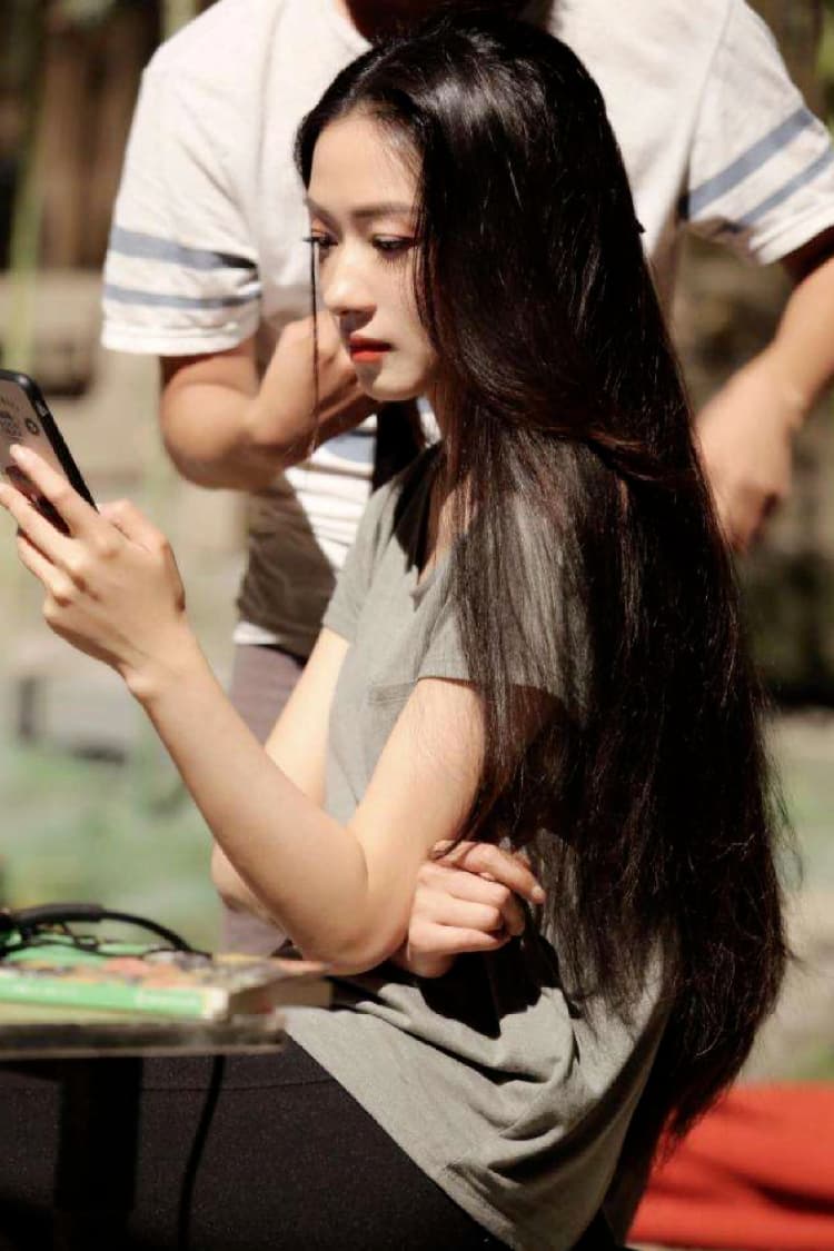 万茜的侧颜到底有多美 ,万茜侧颜图片精选_3