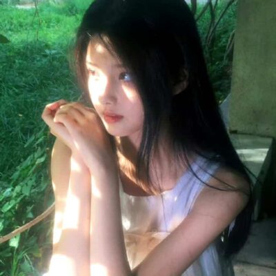 05后女明星艾米氛围感女生头像 为有暗香来丫鬟千芷可爱微信头像