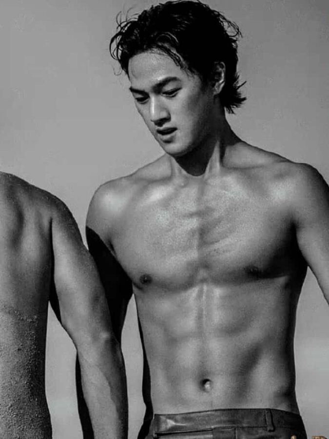 李昀锐小林性感腹肌照微信头像 好身材的男明星真人男头_4