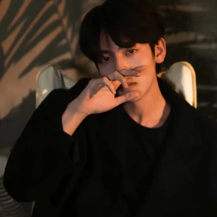 温柔清冷感忧郁男生头像 ins高级孤独感真人男头_6