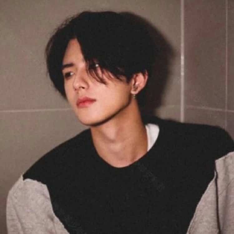 温柔清冷感忧郁男生头像 ins高级孤独感真人男头_19