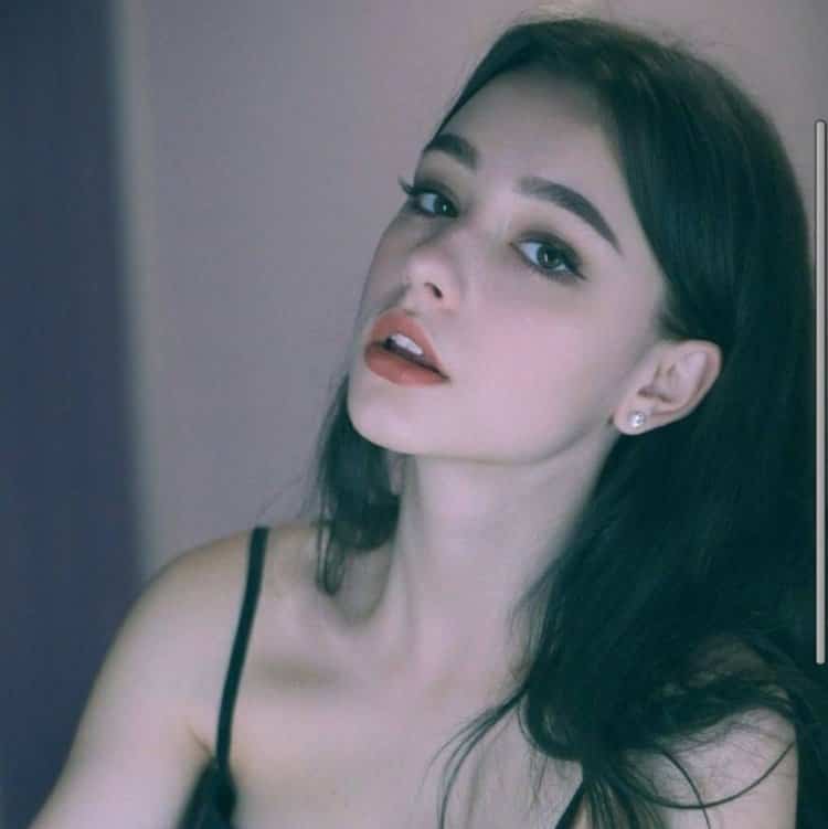 ins风小众高质量欧美真人女生头像 个性简单气质微信女头_21