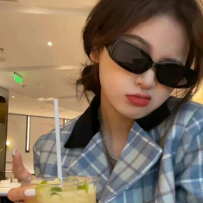 适合长期不换的真人女头 温柔娇小女孩专属干净微信头像
