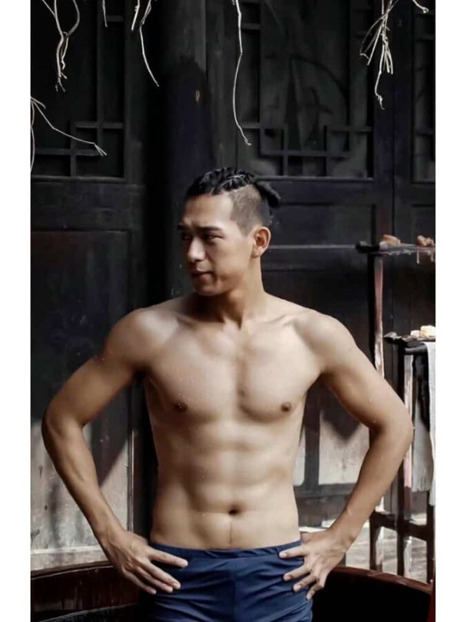 男明星身材肌肉照福利！李现腹肌超A痞帅风写真图_3