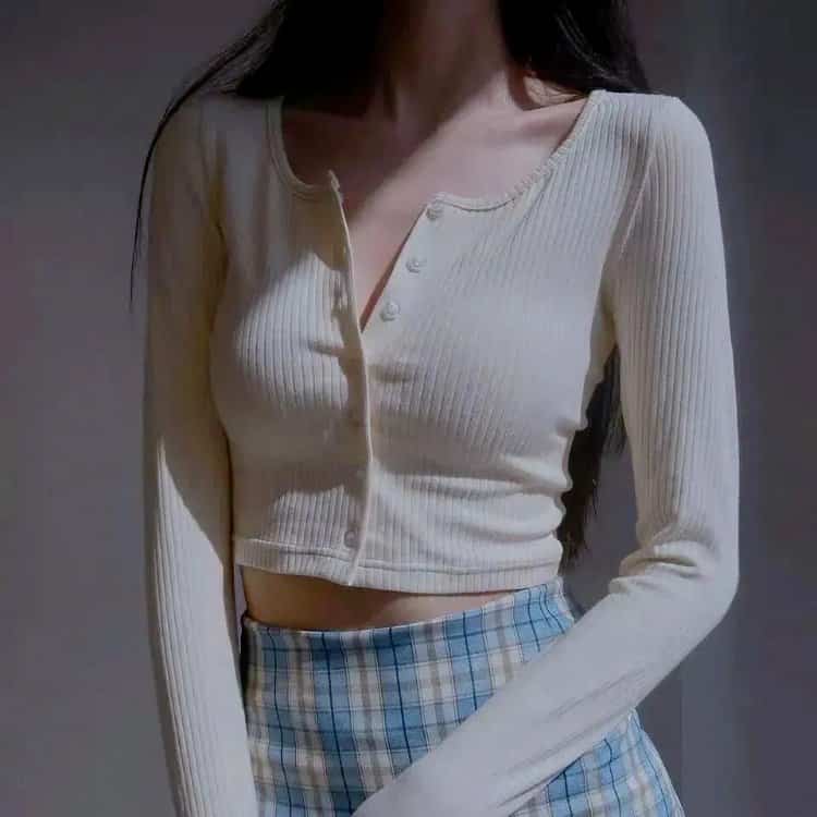 纯欲风下半部分真人部位头像 女生微信头像图_3