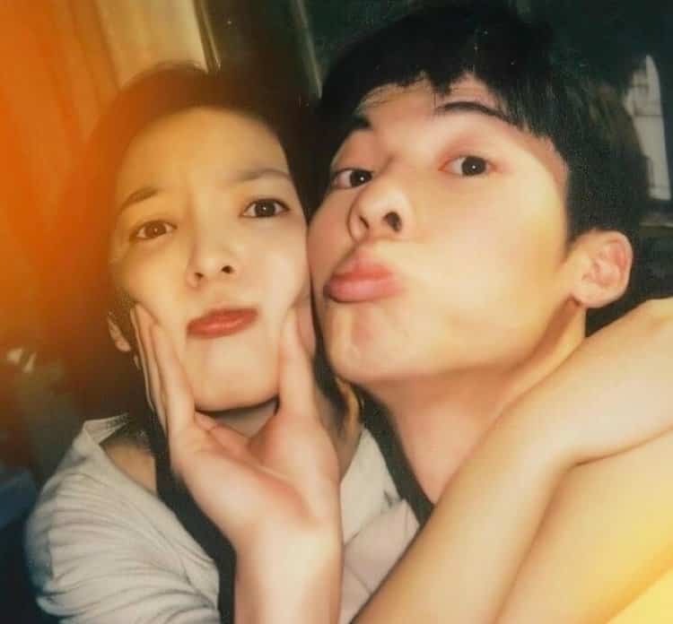 《你的婚礼》章若楠许光汉情侣头像 男女明星情侣CP微信头像图_6
