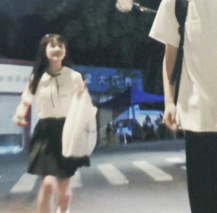 当我飞奔向你CP复古氛围感情侣头像 张陆让苏在在情头_10