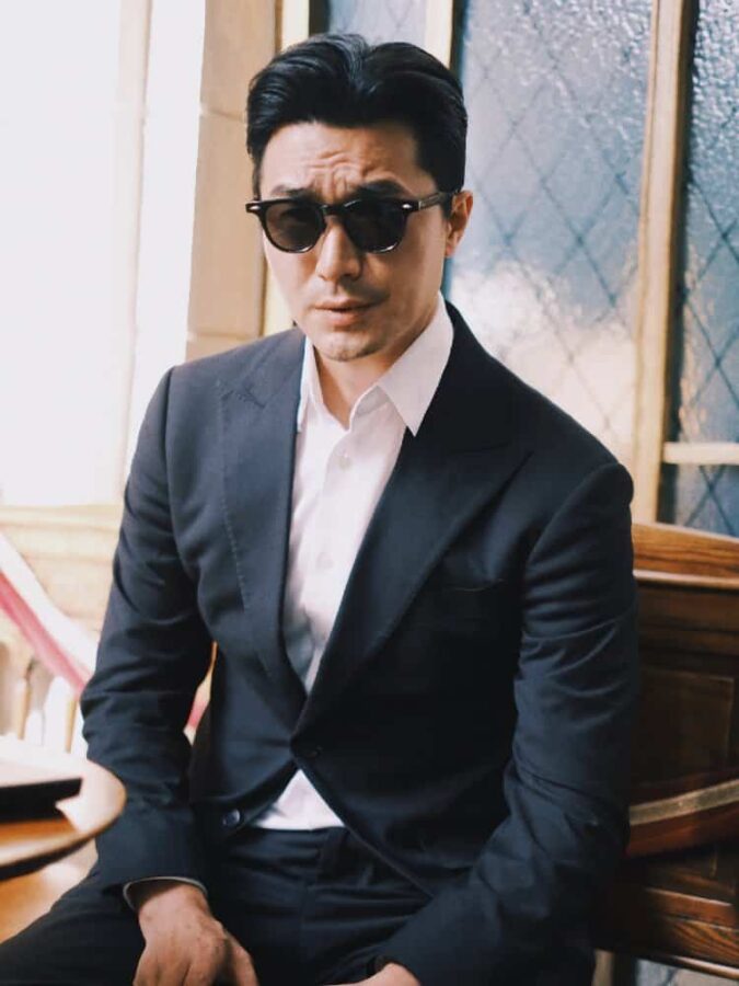 西装痞帅大叔男人微信头像 吸引寂寞女人的成熟男生头像_7