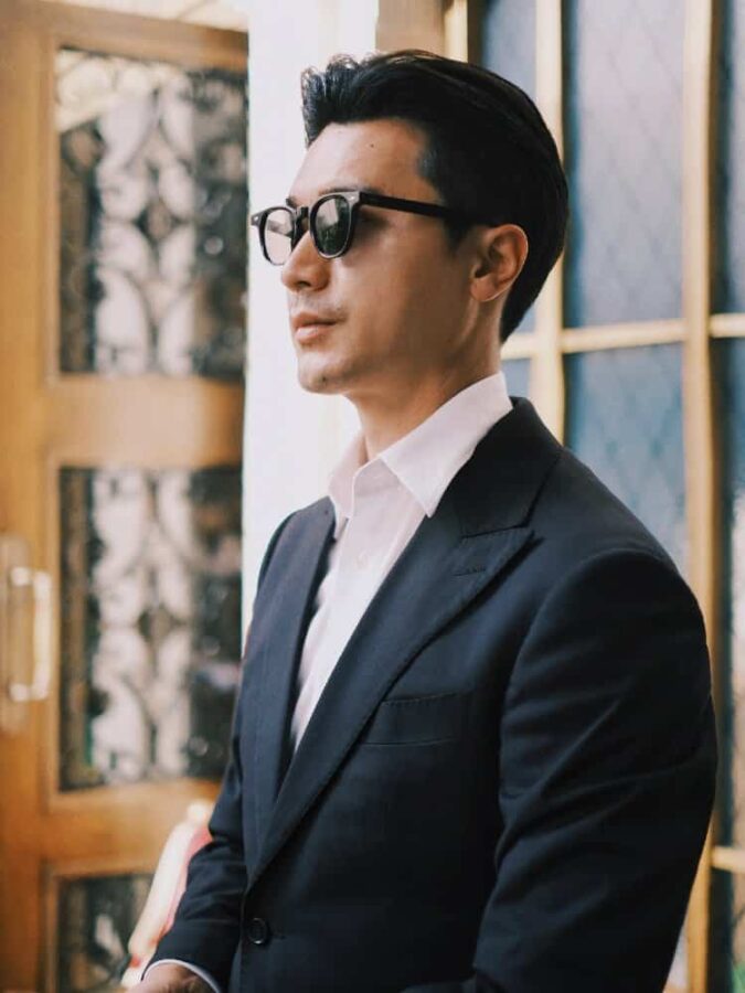 西装痞帅大叔男人微信头像 吸引寂寞女人的成熟男生头像_10
