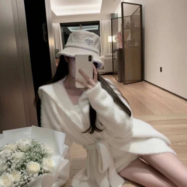 软妹真人全身照女生头像 ins又欲又甜高级质感女头_8