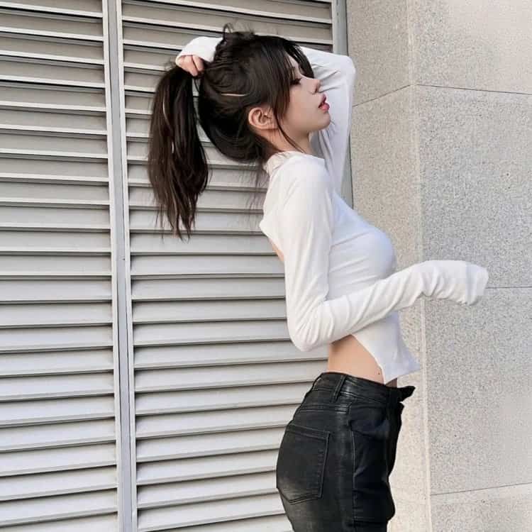 软妹真人全身照女生头像 ins又欲又甜高级质感女头_15