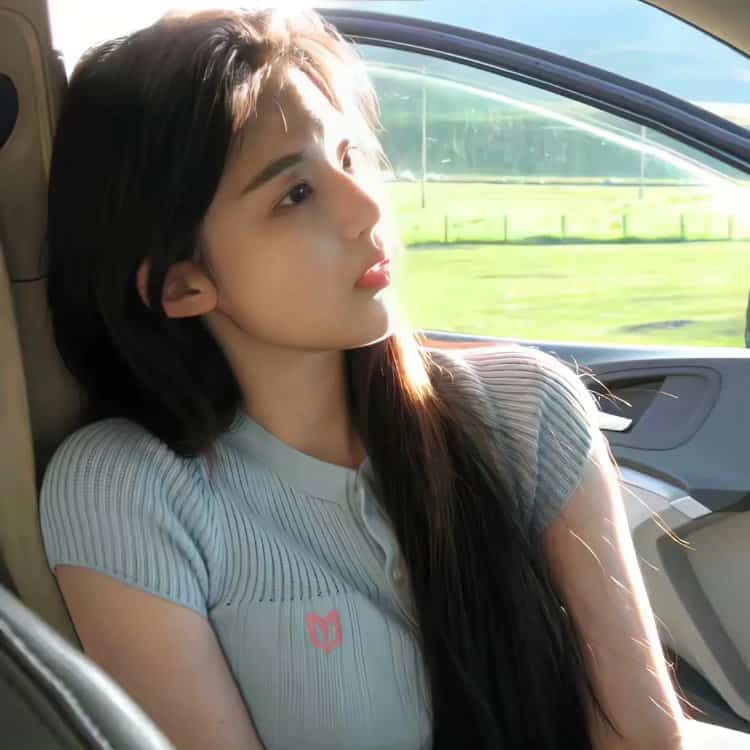又好看又漂亮又美丽女生头像 又纯又欲高颜值真人女头_11
