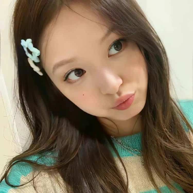 又好看又漂亮又美丽女生头像 又纯又欲高颜值真人女头_16