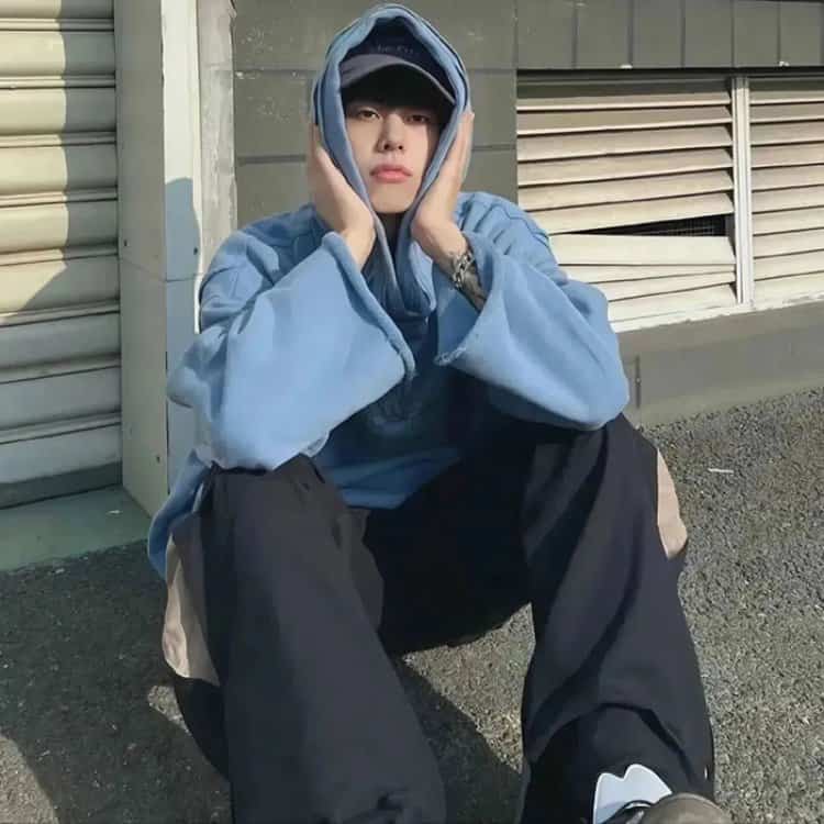 男生简单耐看微信头像 一眼就吸引人的阳光正能量男人专用头像_17