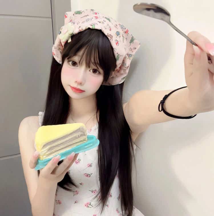 又纯又欲高颜值大眼睛女生头像 惹人心疼的可爱真人女头_5