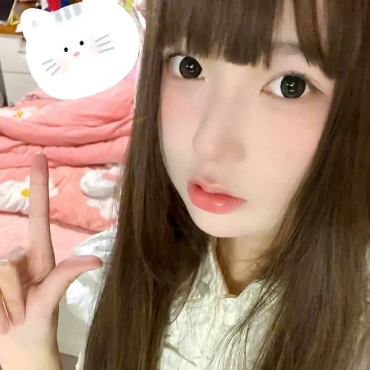 又纯又欲高颜值大眼睛女生头像 惹人心疼的可爱真人女头_10