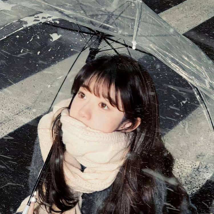 又纯又欲高颜值大眼睛女生头像 惹人心疼的可爱真人女头_14