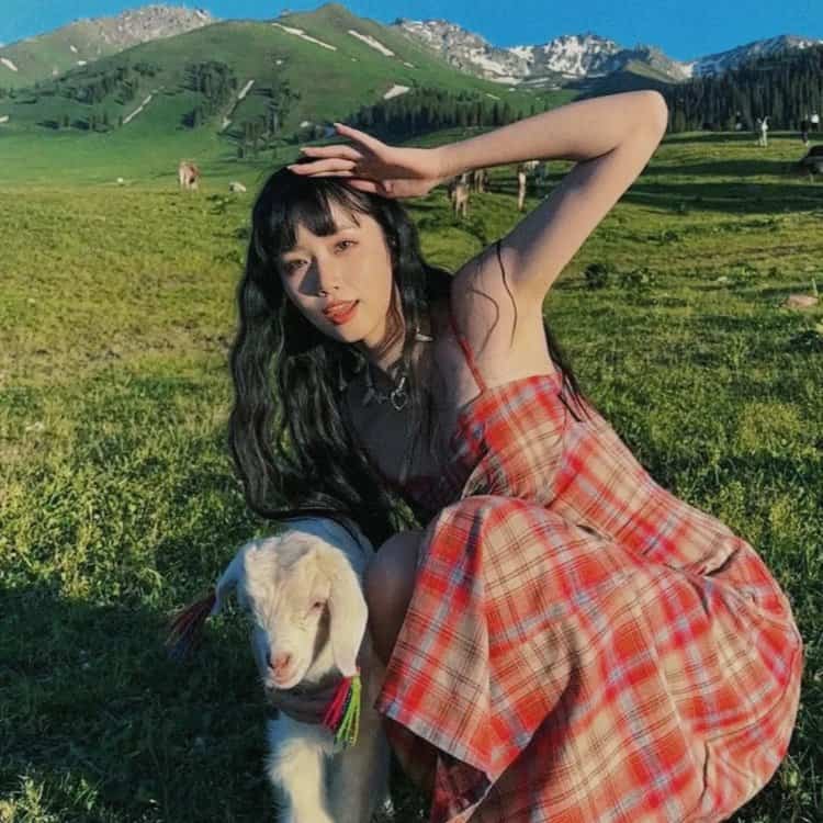 ins慵懒冷淡风好看但不是很明显的氛围感真人情头_25