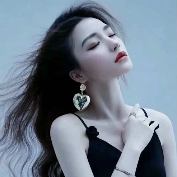 感性成熟女生头像图片 35岁有韵味女人头像_12