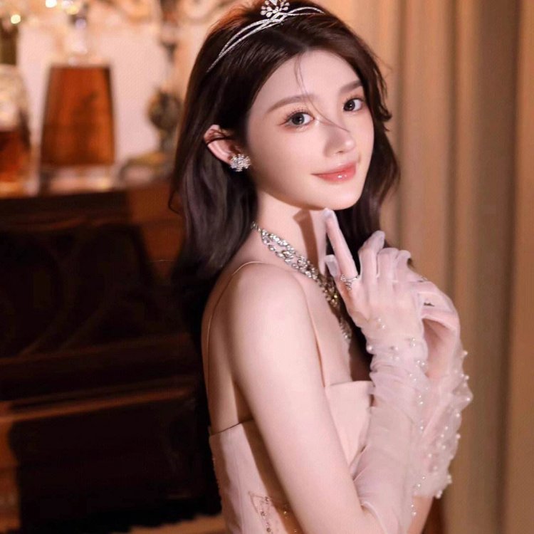 名媛风千金大小姐真人女生头像 有钱人财阀千金女头_17