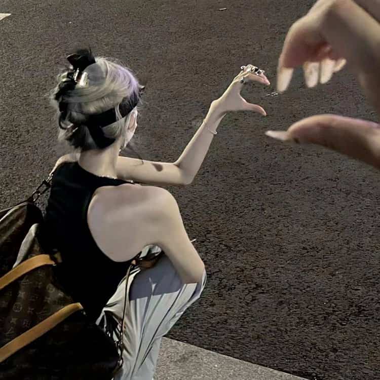 超火双人合照闺蜜头像 神仙闺蜜头像一左一右高清图_2
