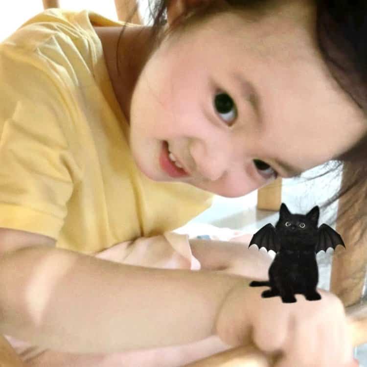 高质量可爱呆萌小孩真人微信头像 2023可爱萌娃头像_16