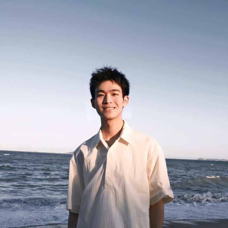 超A高级感禁欲系男生清爽微信头像 简单干净好看真人男头_6