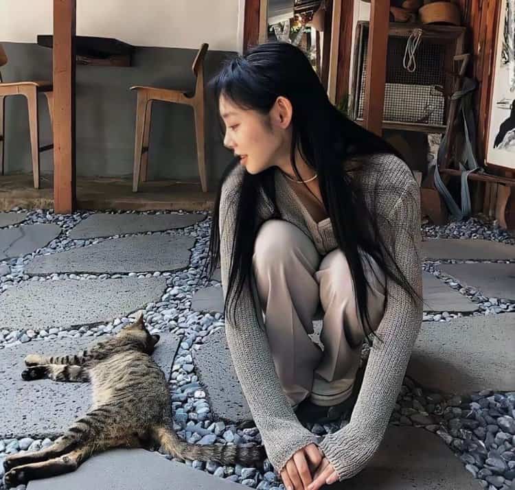 简单耐看奶凶奶凶的可爱女生头像 氛围感真人女头_2