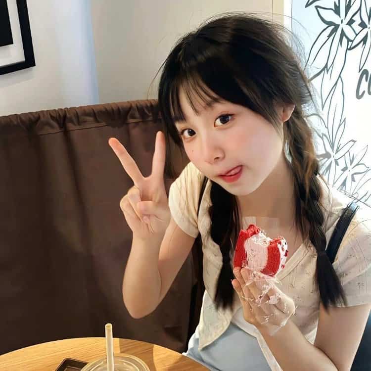 简单耐看奶凶奶凶的可爱女生头像 氛围感真人女头_12