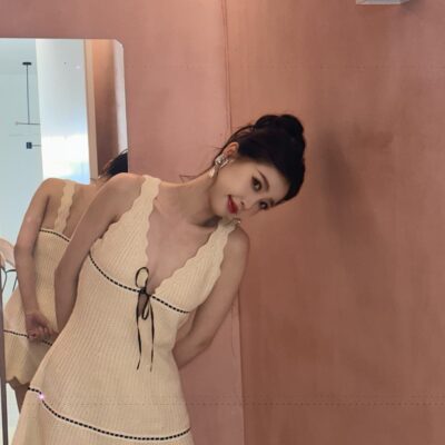 虞书欣复古莓果妆无水印图片