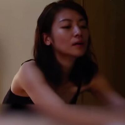 我在《火山口》截了一段视频，火山口的两人实在是太猛了