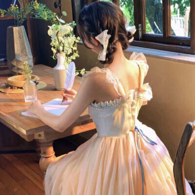 高级质感气质唯美真人女生背影头像 让人一看就想加的头像