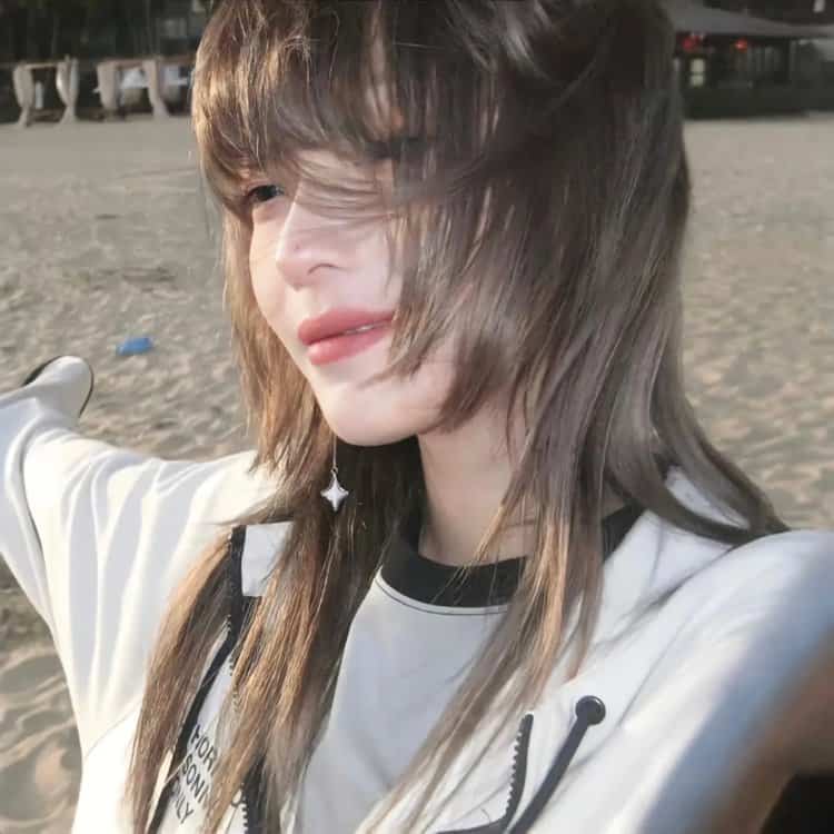 唯美侧脸氛围感真人女生头像 WeChat胶片感女头_9