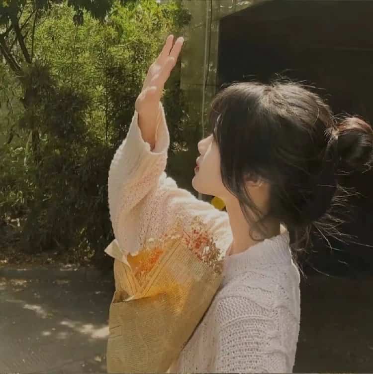 唯美侧脸氛围感真人女生头像 WeChat胶片感女头_15