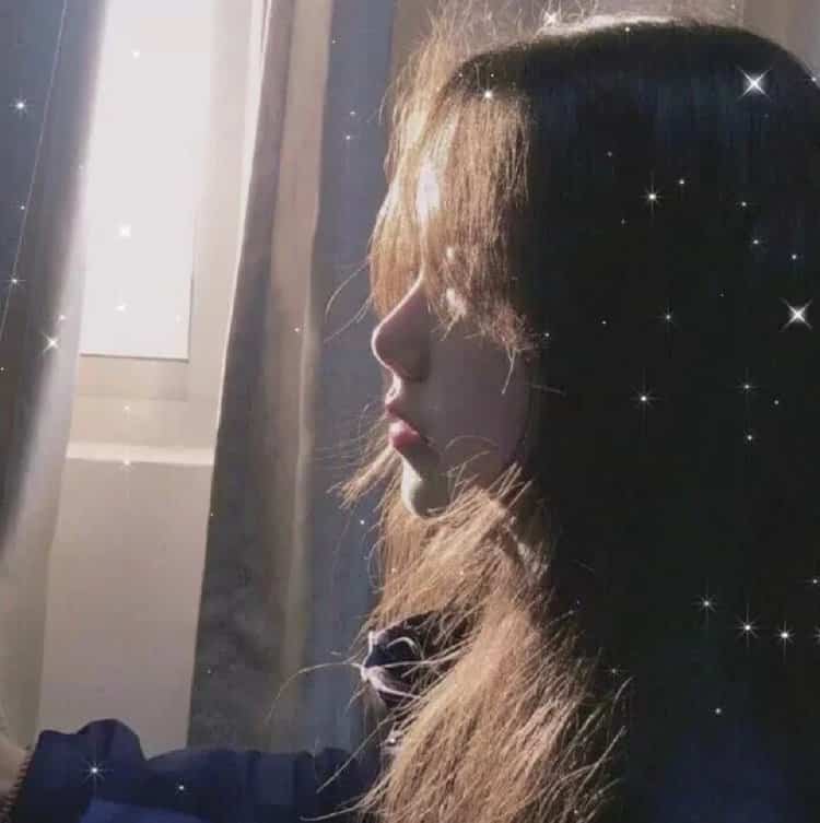 唯美侧脸氛围感真人女生头像 WeChat胶片感女头_20