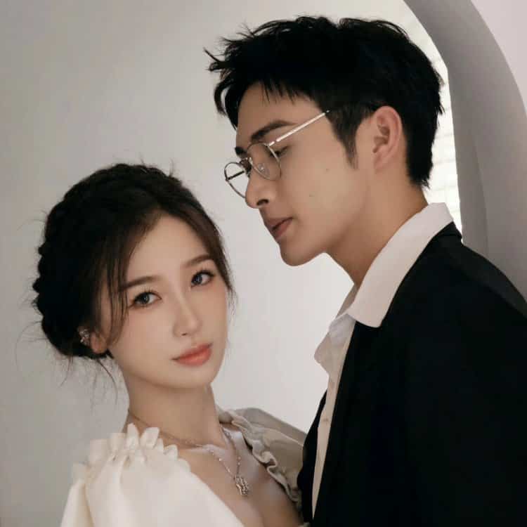 虞书欣和张彬彬的合照情侣头像 “彬临心动”庄羽虞美人CP情头_21