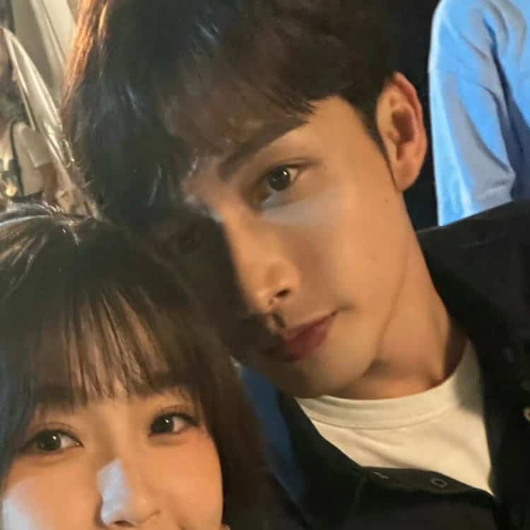虞书欣和张彬彬的合照情侣头像 “彬临心动”庄羽虞美人CP情头_16