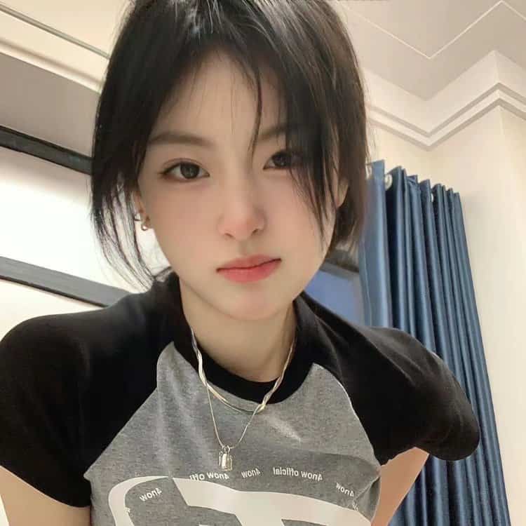 又纯又欲的真人甜美头像 可爱软妹子招桃花女头_3