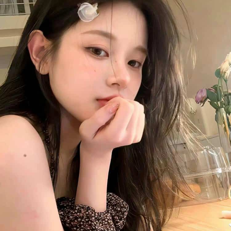 又纯又欲的真人甜美头像 可爱软妹子招桃花女头_22