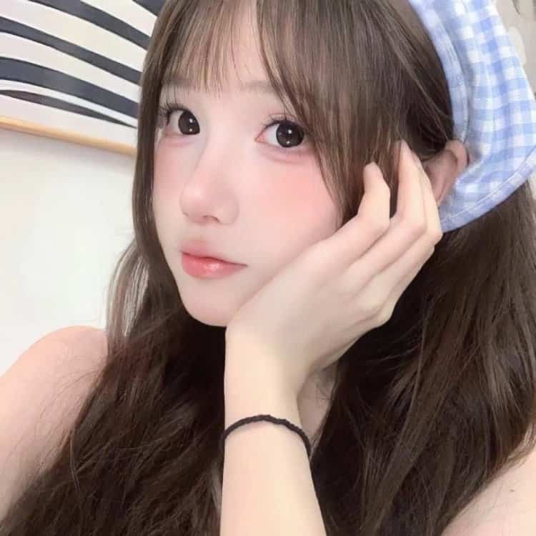 甜美可爱真人软妹子正脸头像图 超好看的软妹纸女生头像_12