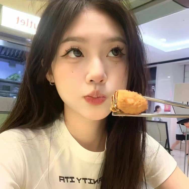 值得你长期不换的女生头像 温柔甜美软妹纸真人头像_14