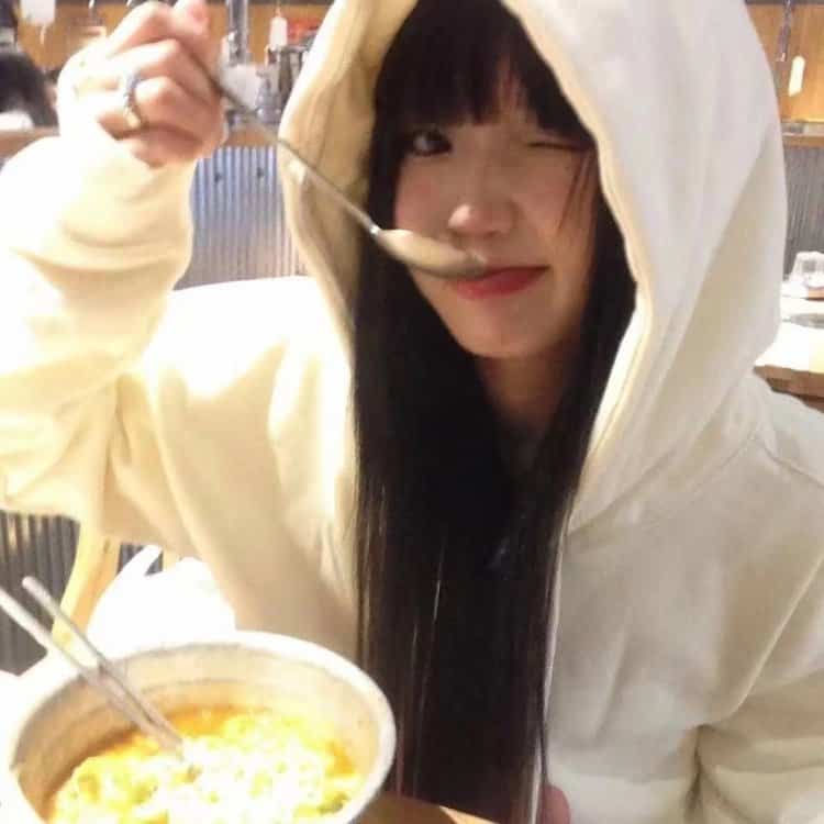 值得你长期不换的女生头像 温柔甜美软妹纸真人头像_18
