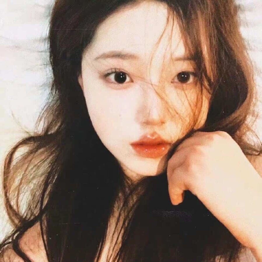 暖暖温馨氛围感温柔女生微信头像 笑得很治愈森系真人女头_12